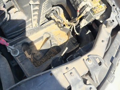2001-2010 Ford Escape Complete Battery Box Mount Tray With Hold Down Oem 3.0L