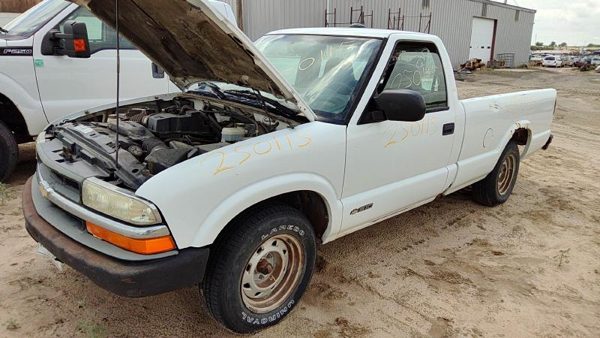 1999 S10/s15/sonoma Truck — vehicle photo 1