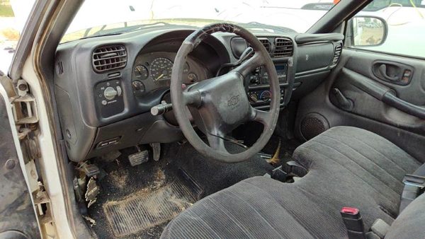 1999 S10/s15/sonoma Truck — vehicle photo 3