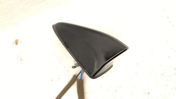 2016-2017 Hyundai Tucson Antenna Assembly Oem Gps Navigation Roof Fin 96240D3100 — photo 5