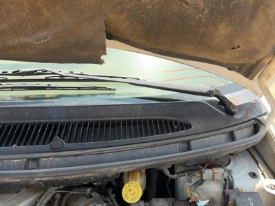 96-02 Chrysler Town & Country Driver Left Windshield Wiper Arm Oem Blade Lever