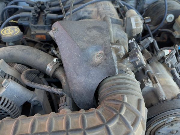 1996 Ford Ranger Engine Cover Top Plastic Shield Oem 4.0L — photo 3
