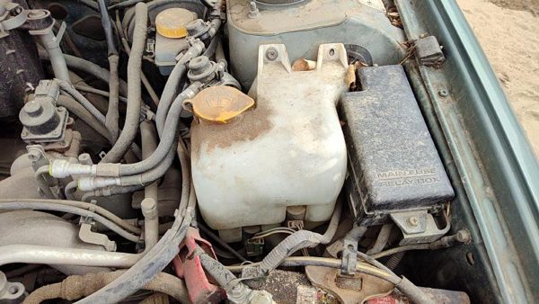 00-04 Legacy Outback Windshield Washer Fluid Reservoir With Pump Oem Wiper Tank — photo 4