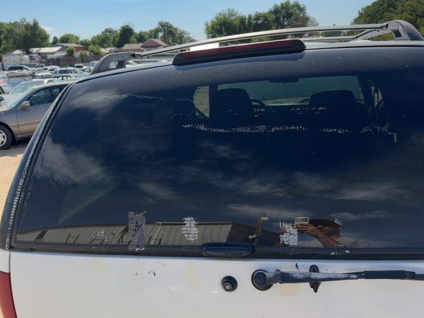 1995-2005 Chevy S10 Blazer Back Glass Rear Window Heated Privacy Tint OEM — photo 5