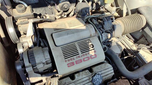 1990 Oldsmobile Delta 88 Engine Cover 3.8L — photo 5