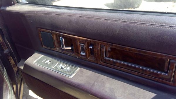 1993 Cadillac Fleetwood Passenger Right Front Inside Door Trim Panel Only Maroon — photo 3