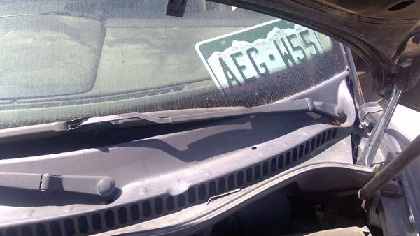 2001 Vw Beetle (type 1) Wiper Arm — photo 1