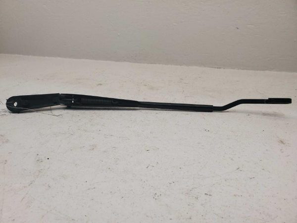 2001 Vw Beetle (type 1) Wiper Arm — photo 6