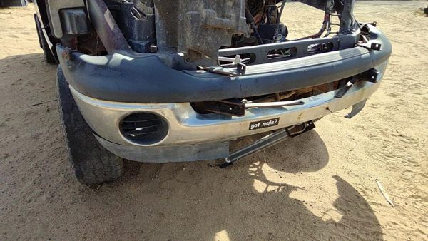 2003-2005 Dodge Ram 2500 Chrome Front Bumper With Brackets Oem 05073002Ab — photo 2