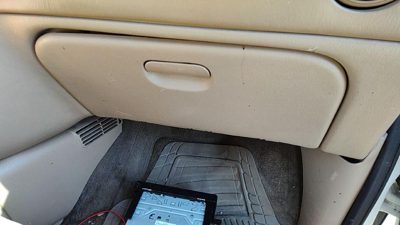 96-00 Town & Country Glove Box Assembly Complete Door With Latch Oem K5 Camel