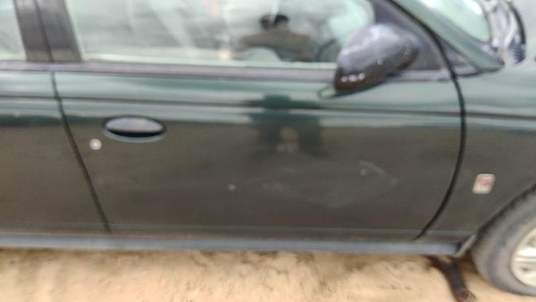 1996 Saturn Sl1 Front Door RH Green — photo 2