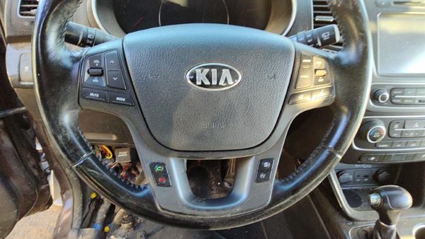 2014 Kia Sorento Steering Wheel OEM Va Black 561101U550VA — photo 3