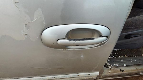 00 Chrysler Town & Country Passenger Right Rear Outside Door Handle Back Silver — photo 1
