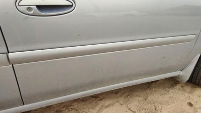 1997-05 Malibu Passenger Right Front Moulding From Door Oem Trim 17u Silvermist