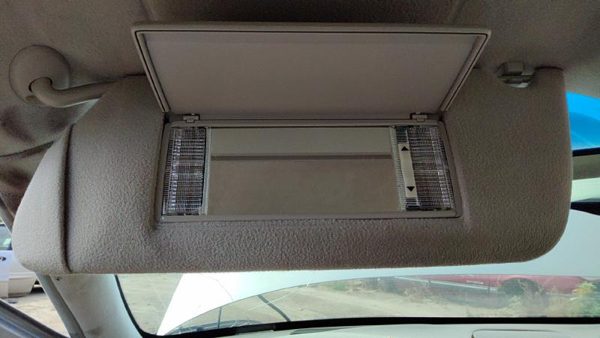96-99 Cadillac Deville Driver Left Sun Visor Oem 152 Neutral — photo 3