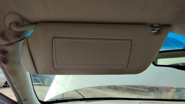 96-99 Cadillac Deville Driver Left Sun Visor Oem 152 Neutral — photo 2