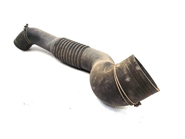 1992-1998 Isuzu Npr Air Intake Tube From Filter Box Oem 4Bd2 3.9L Damaged — photo 9