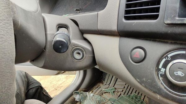 2005 Toyota Camry Steering Column No Key — photo 5