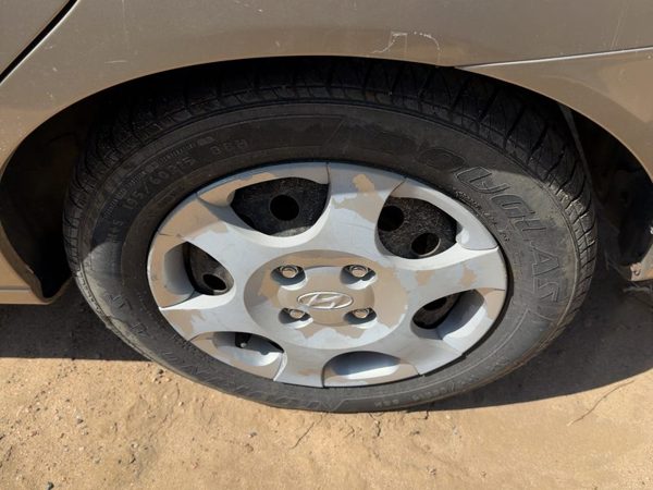 2001-2003 Hyundai Elantra Wheel Cover 6 Spoke 529602D100 — photo 4