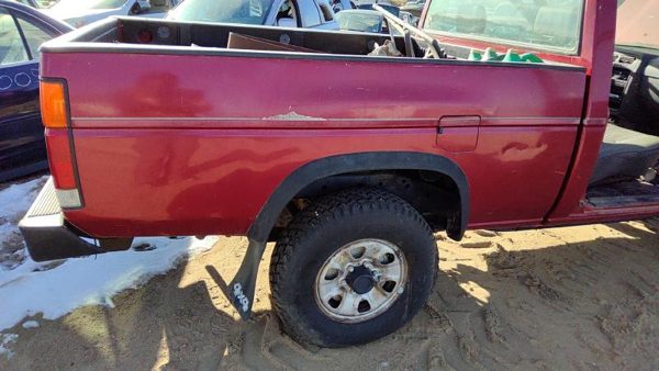 1996 Nissan Hardbody Pickup Box/bed Assembly — photo 6