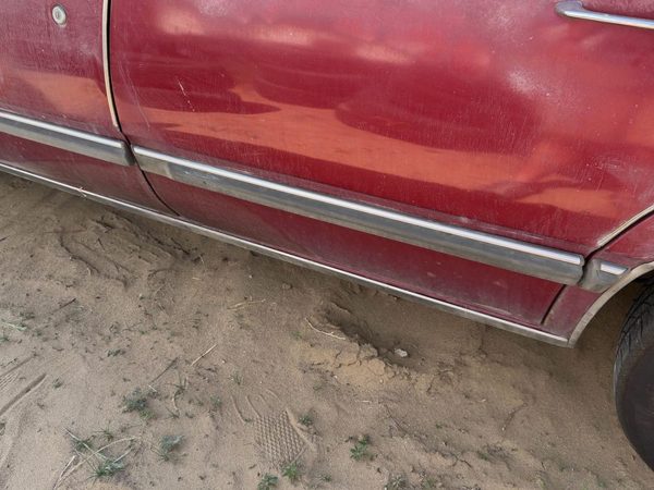 1986-1988 Olds 88 Driver Left Rear Moulding From Door Oem Back Trim Strip — photo 1