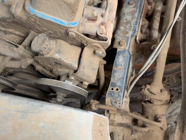 1980 Chevy Silverado C20 Power Steering Pump With Mount Bracket Oem 5.7L — photo 1
