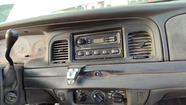 2005-2011 Ford Crown Vic Trim Bezel Around Speedometer Oem Dash Surround Panel — photo 1
