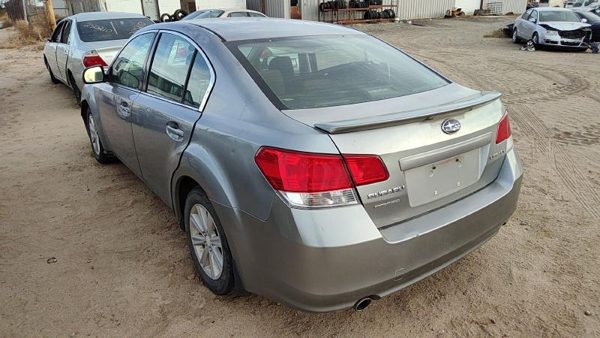 2011 Subaru Legacy Vehicle Unit Complt. 05/10 Obc Off Black Ssm Steel Silver — photo 4