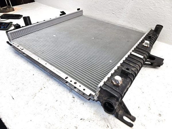 1998-2011 Ford Ranger Radiator New Unused 3.0L V6 At 4X2 Xl2Z8005La — photo 6