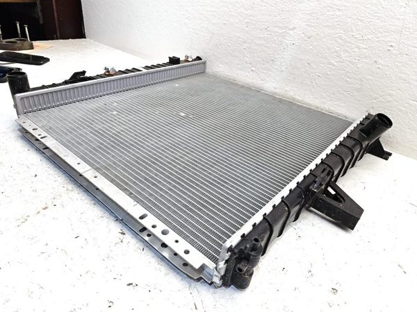 1998-2011 Ford Ranger Radiator New Unused 3.0L V6 At 4X2 Xl2Z8005La — photo 3