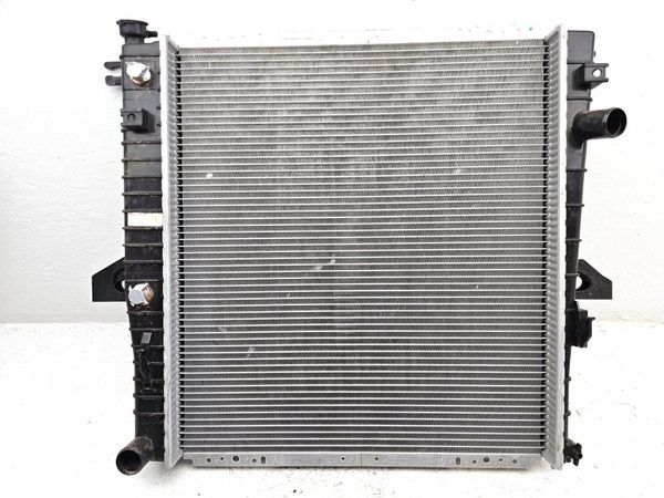1998-2011 Ford Ranger Radiator New Unused 3.0L V6 At 4X2 Xl2Z8005La — photo 1