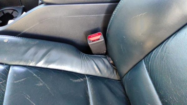 2009-2015 Honda Pilot Driver Left Front Seat Belt Buckle Receiver Gray/Blue Gr — photo 1