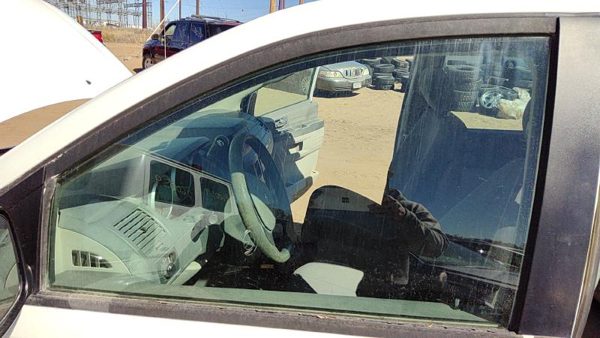 2008-2020 Dodge Grand Caravan Driver Left Front Side Window Door Glass Oem — photo 1