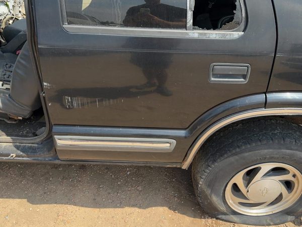2001 Blazer S10/jimmy S15 Rear Door LH Black 41U — photo 3