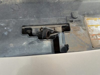 1998-2002 Mercury Grand Marquis Hood Latch Assembly With Bracket Oem F8Az16138Aa