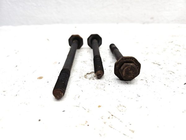 1980-1994 Chevy Caprice Set Of Bolts For Power Steering Gear Box Oem Hardware — photo 2