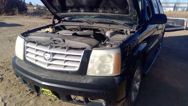 2003 Cadillac Escalade — vehicle photo 12