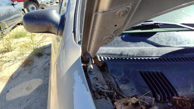 2003 Chevrolet Cavalier Hood Hinge RH Chevy Gold 49U