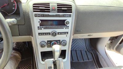2007-2009 Chevy Equinox Trim Bezel Around Radio Surround Dash Panel Oem Gray 14B