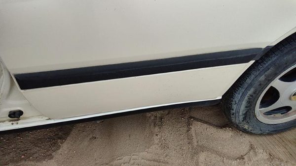 1991-1996 Infinity G20 Driver Left Rear Moulding From Door Oem Back Trim Strip — photo 1