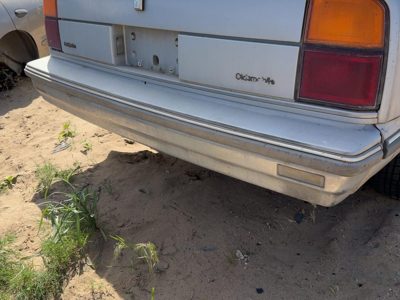 1986-1989 Olds 88 Rear Bumper Cover Assembly Oem Back Silver 22525201
