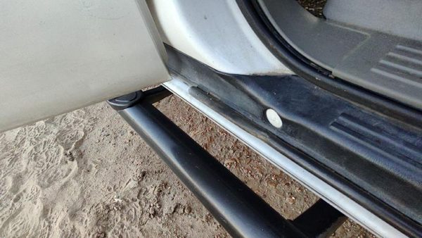 2000-2006 Chevy Suburban Passenger Right Lower Sill Step Moulding Trim Panel Oem — photo 3