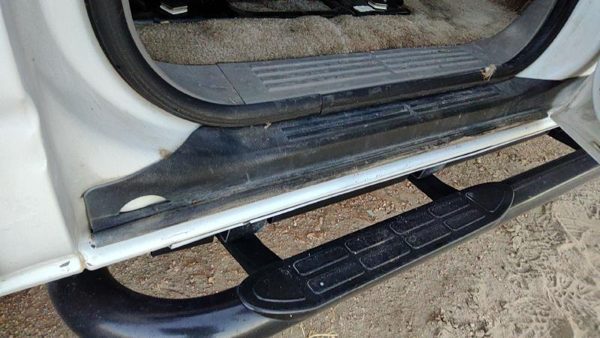 2000-2006 Chevy Suburban Passenger Right Lower Sill Step Moulding Trim Panel Oem — photo 5