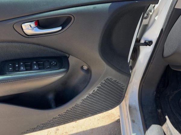 2013 Dodge Dart Driver Left Front Door Trim Panel With Master Switch Black B7X9 — photo 6