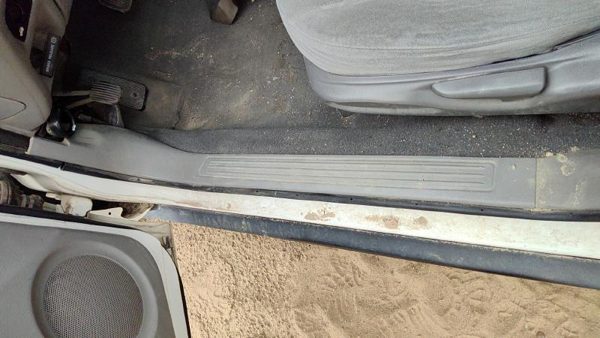 2000-2005 Mercury Sable Driver Left Lower Kick Trim Panel Oem Gray — photo 1