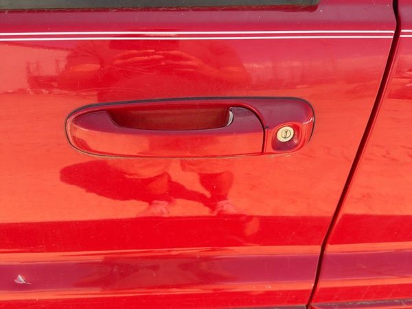 00-04 Grand Cherokee Driver Left Front Outside Door Handle Oem Flame Red Pr4 — photo 3