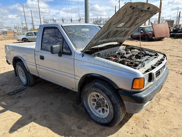 1991 Isuzu Pickup — vehicle photo 7