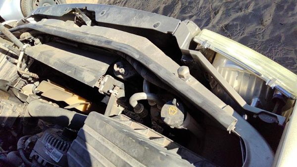 2003 Ford Explorer Radiator Support — photo 3