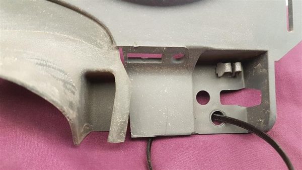 2007 Dodge Caliber Dash Panel Speedometer Trim Bezel Oem 1Ed861kaab — photo 4