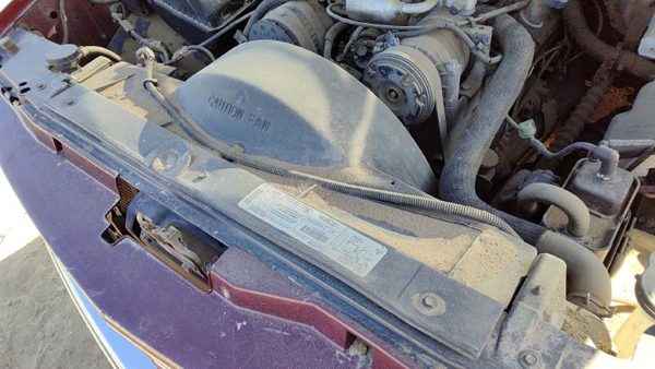 1998-00 Gmc Yukon Radiator Cooling Fan Shroud Oem Plastic Housing 5.7L 15153686 — photo 1